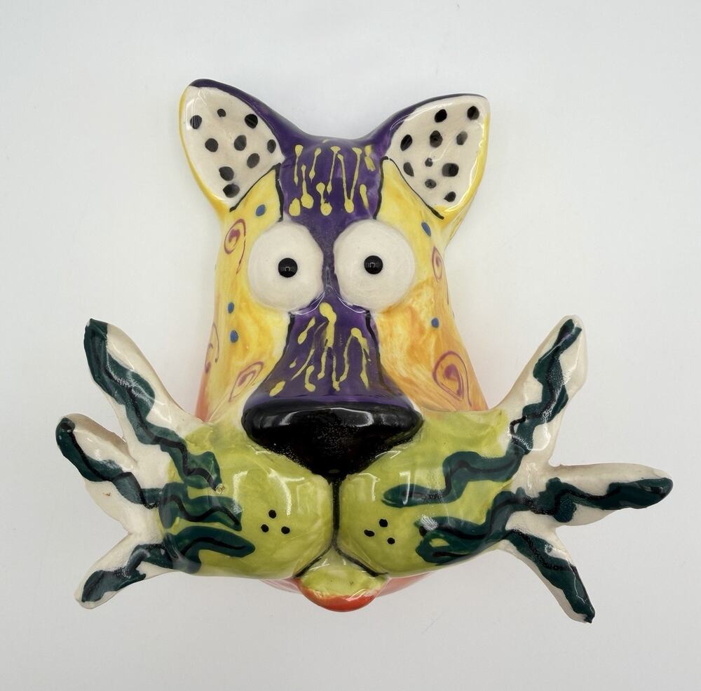 Art Pottery Kitty Cat Head Wall Hanging 5.5” Pop Art Hand Painted Vintage Signed